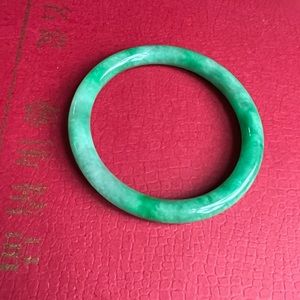 High End Emerald Apple Green Collector’s Jade Bracelet